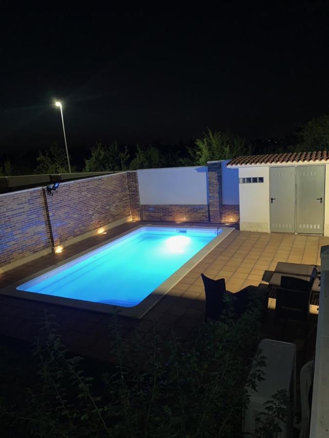 Burguillos de Toledo Chalet Villa Maria A 10 Minutos De Puy Du Fou מראה חיצוני תמונה